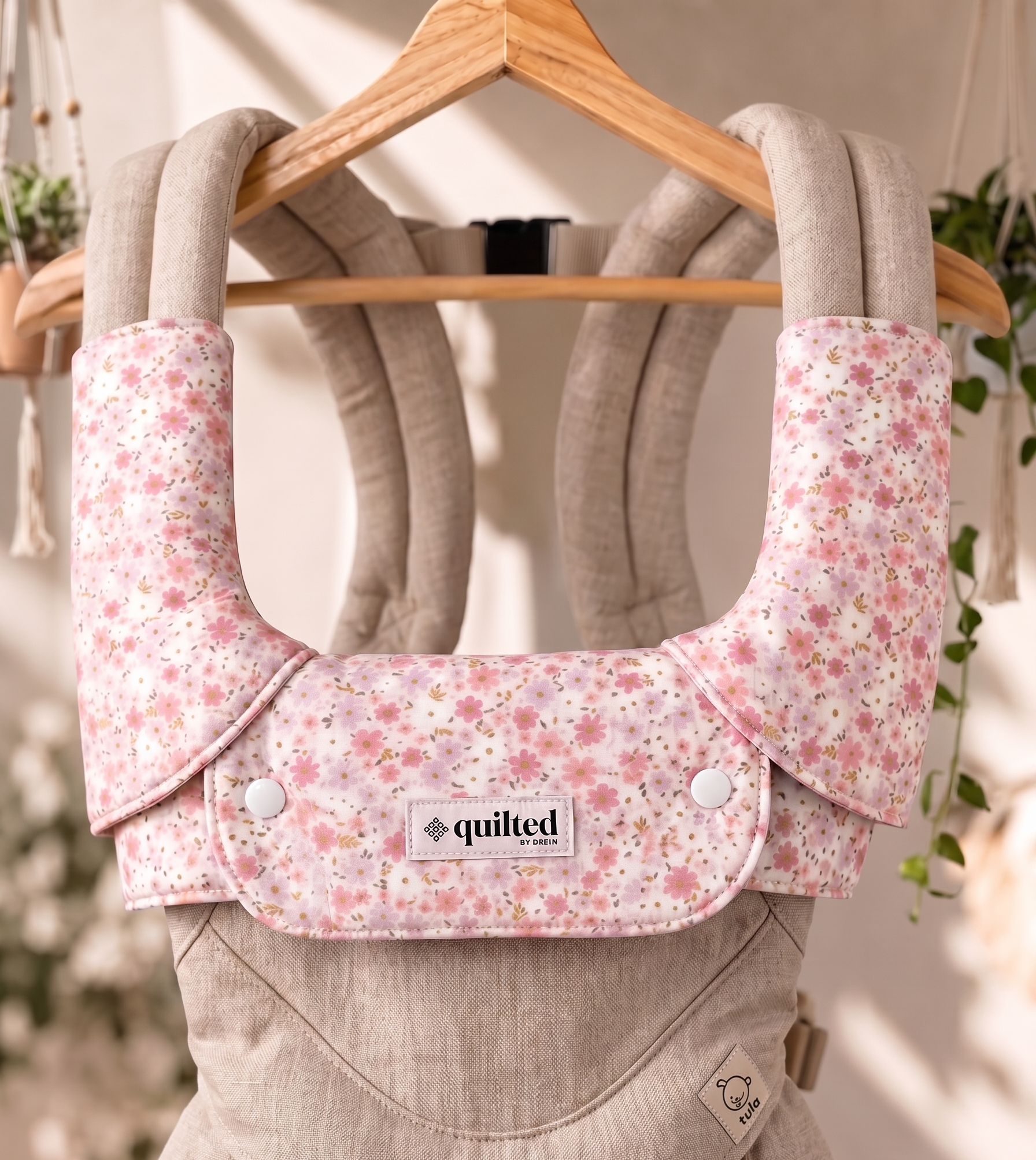 suckpads and front droolbib for baby carrier, ergobaby and tula, singapore, malaysia