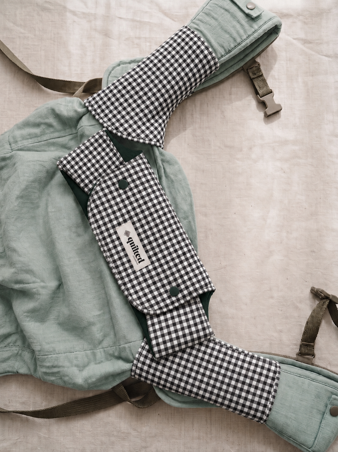 Front Drool Bib + Suckpads Set (Reversible)