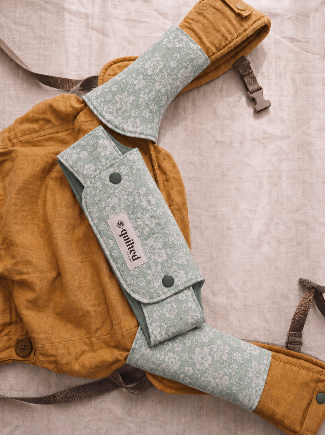Front Drool Bib + Suckpads Set (Reversible)